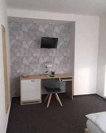 Hotel Trim