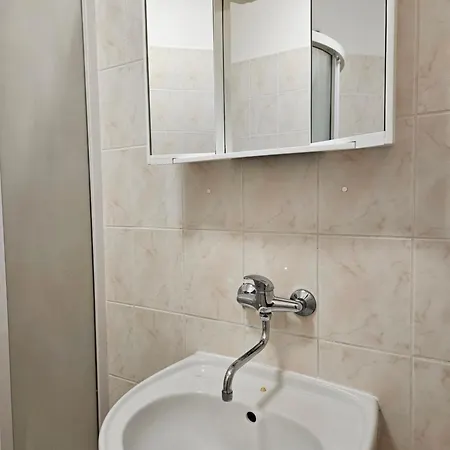 Отель Trim Пардубице