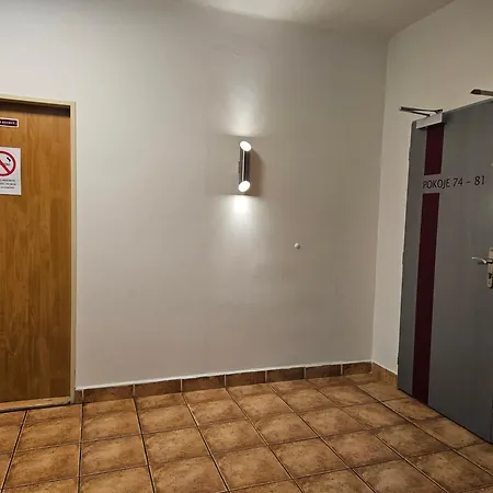 Trim Hotel