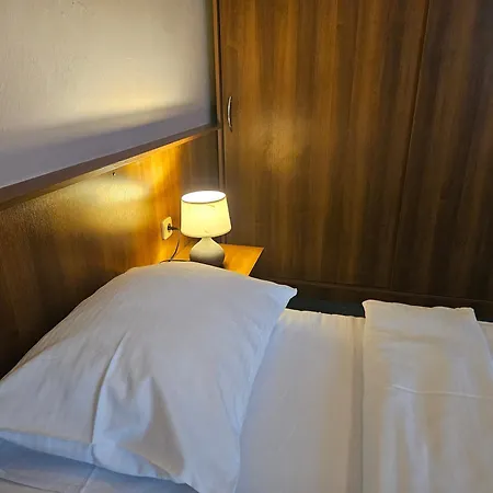 Trim Hotel
