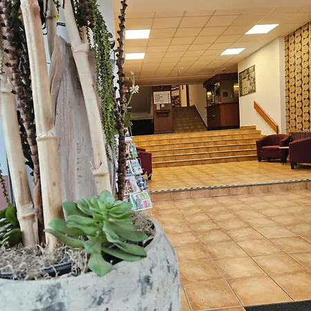 Hotell Trim Pardubice