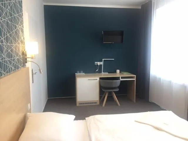 Hotell Trim Pardubice